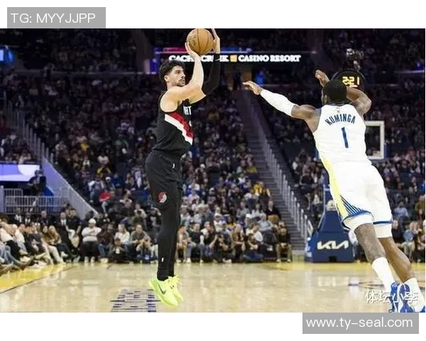 2018年NBA季后赛鹈鹕逆袭勇士展现强大实力的精彩对决回顾