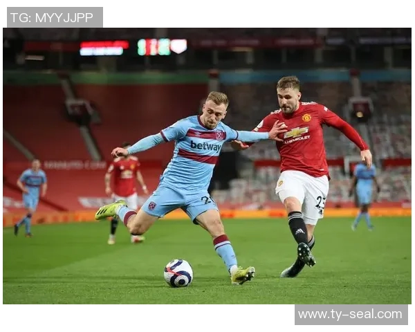 曼城与曼联比赛延时原因分析及球迷反应探讨 曼城与曼联比赛延时原因分析及球迷反应探讨