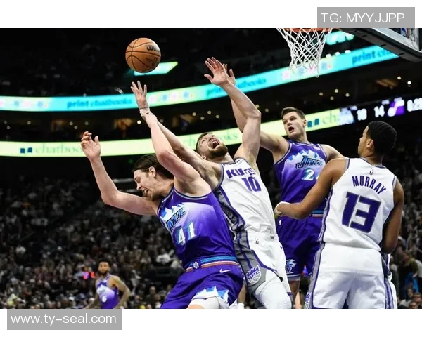 爵士虎扑：探索篮球文化与球迷热情交融的独特平台